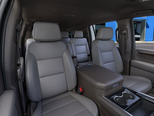 New 2026 Chevrolet Suburban LT image 16
