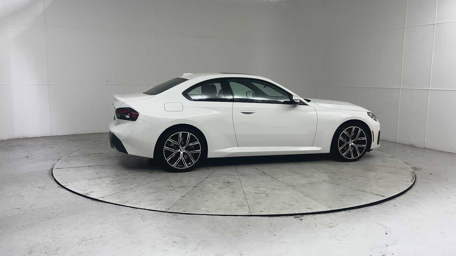Used 2023 BMW 230i xDrive Coupe w/ Premium Package AWD/4WD image 9
