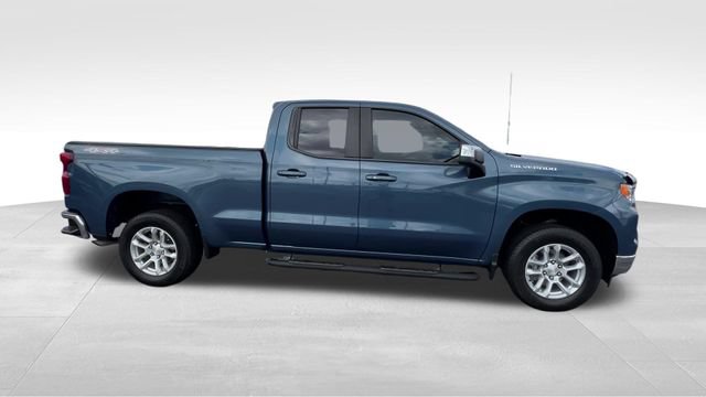 Used 2024 Chevrolet Silverado 1500 LT AWD/4WD image 10