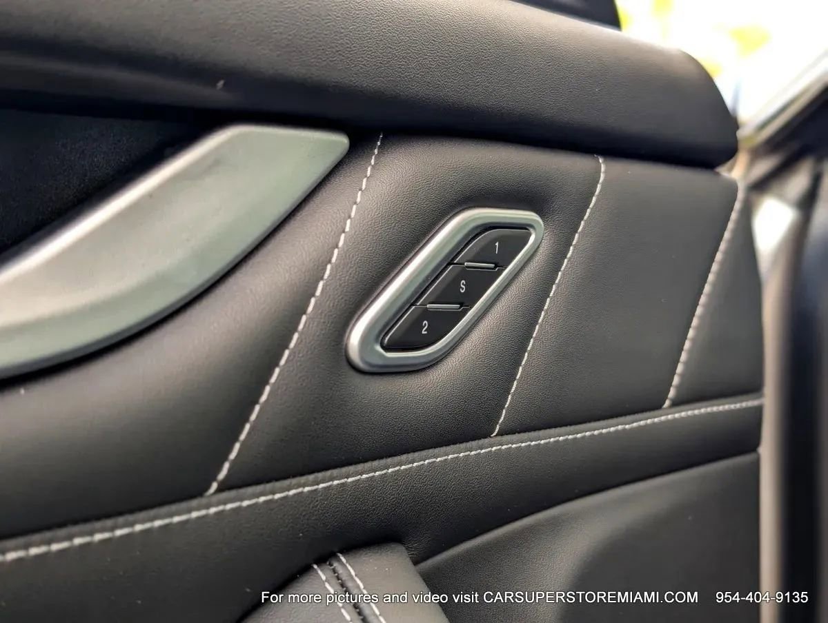 Used 2021 Maserati Levante image 29