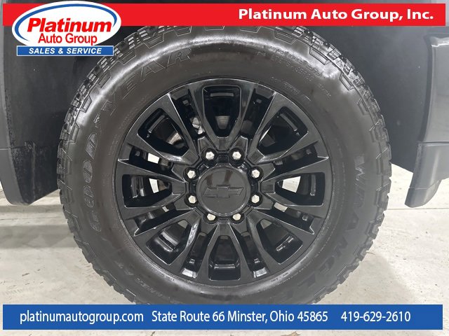 Used 2022 Chevrolet Silverado 2500 High Country w/ Z71 Off-Road Package image 45