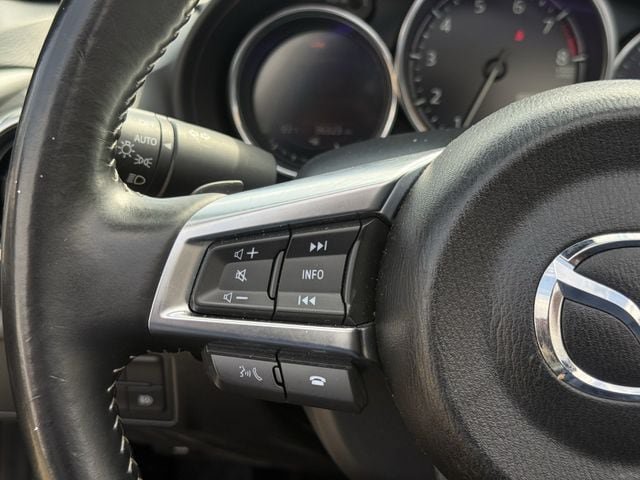 Used 2025 MAZDA MX-5 Miata RF Grand Touring RWD image 15