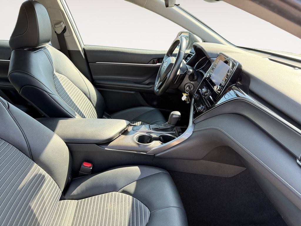 Certified 2023 Toyota Camry SE FWD image 15