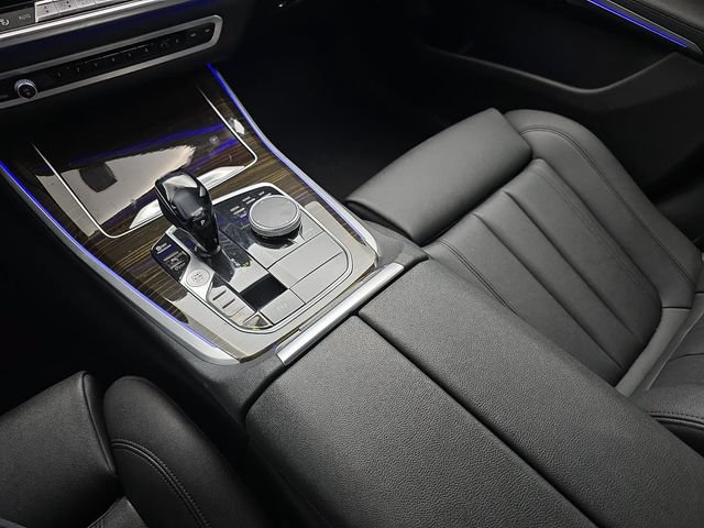 Used 2020 BMW X5 sDrive40i w/ Convenience Package RWD image 22