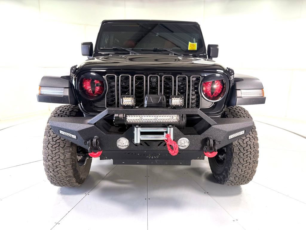 Used 2024 Jeep Wrangler Rubicon w/ Technology Group image 13