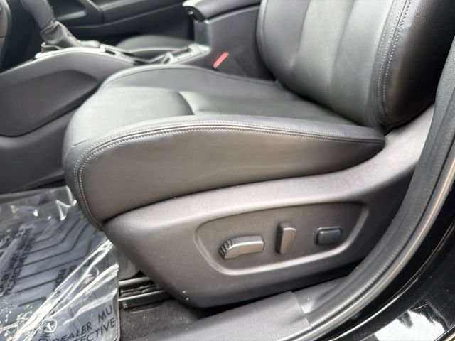 Used 2022 Nissan Rogue Sport SL w/ Premium Package FWD image 19