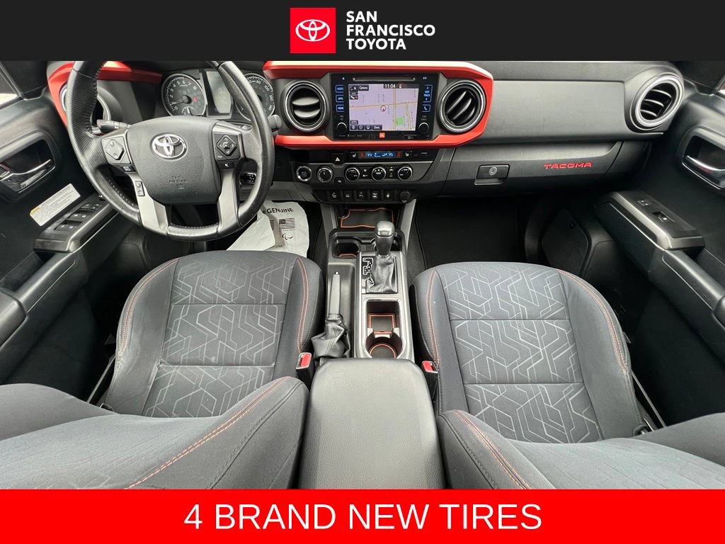 Used 2016 Toyota Tacoma TRD Off-Road AWD/4WD image 20