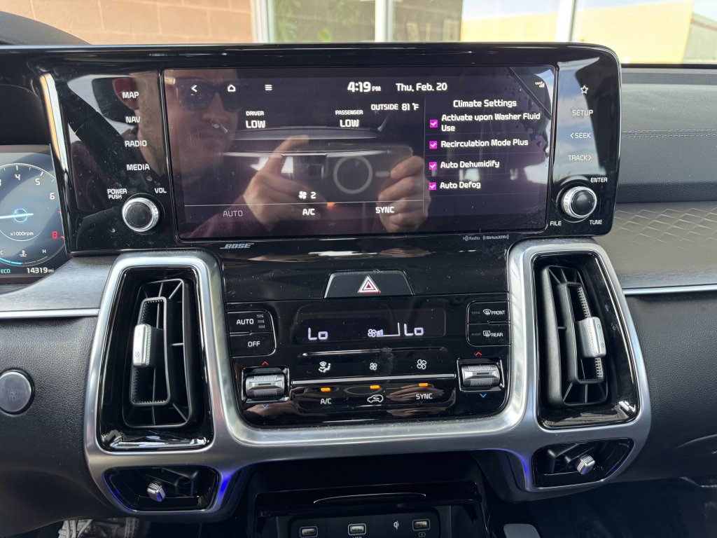 Used 2022 Kia Sorento SX image 26