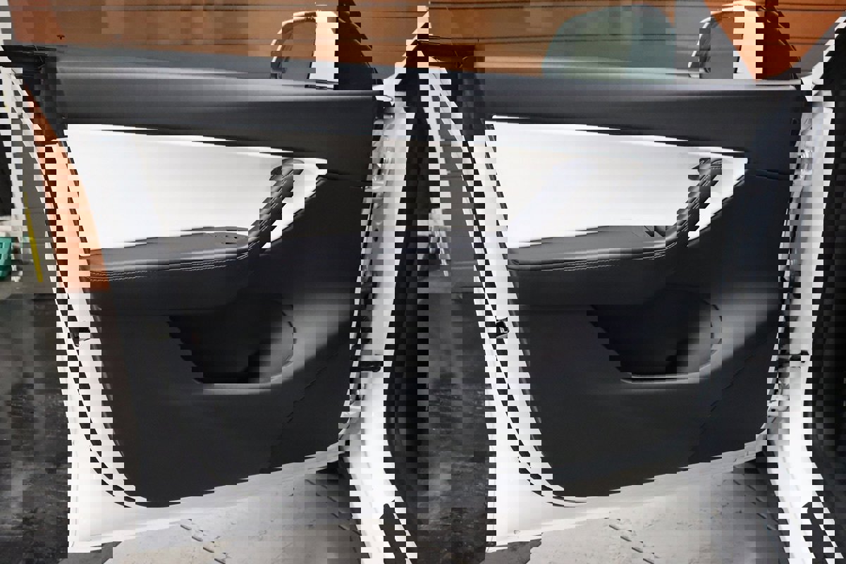 Used 2022 Tesla Model Y Long Range image 27