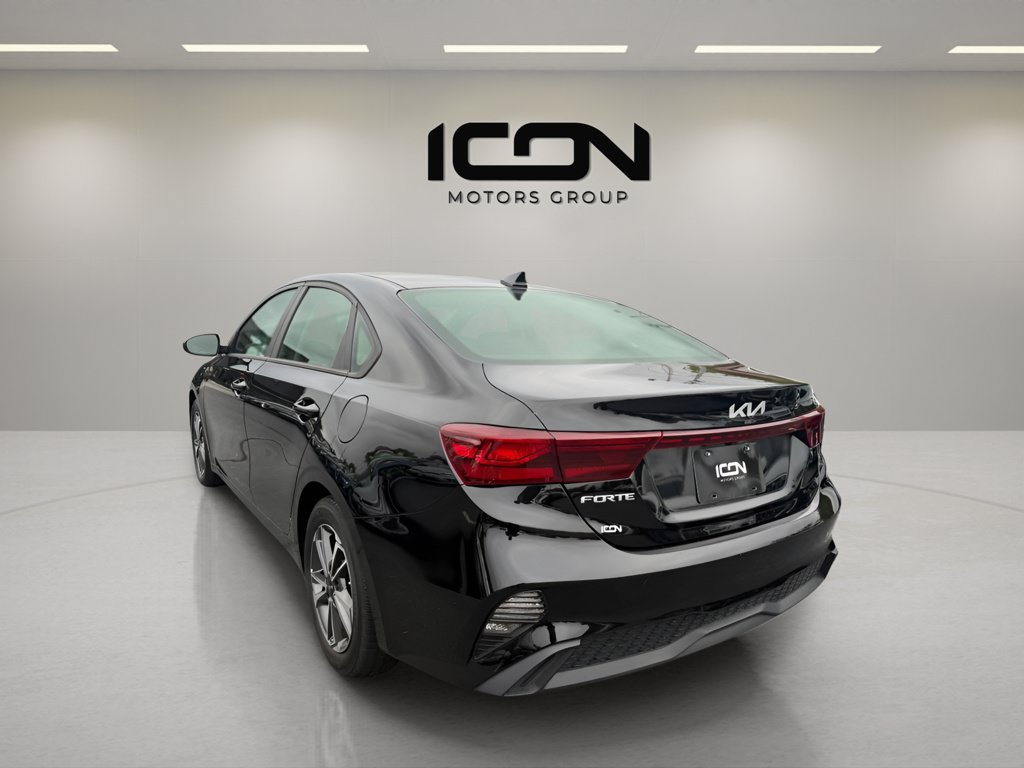 Used 2024 Kia Forte LXS FWD image 3