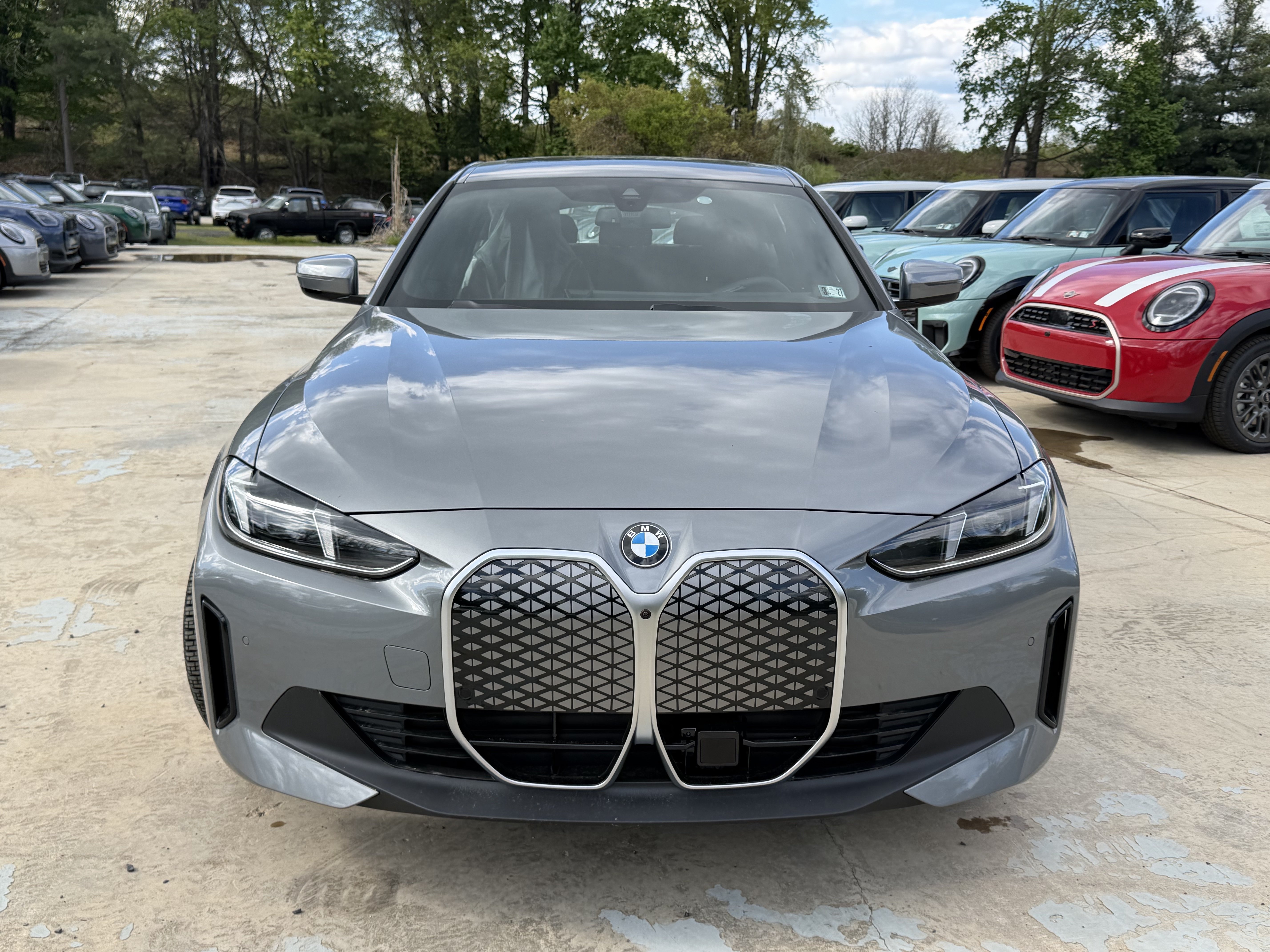 Used 2026 BMW i4 xDrive40i w/ Premium Package AWD/4WD image 2