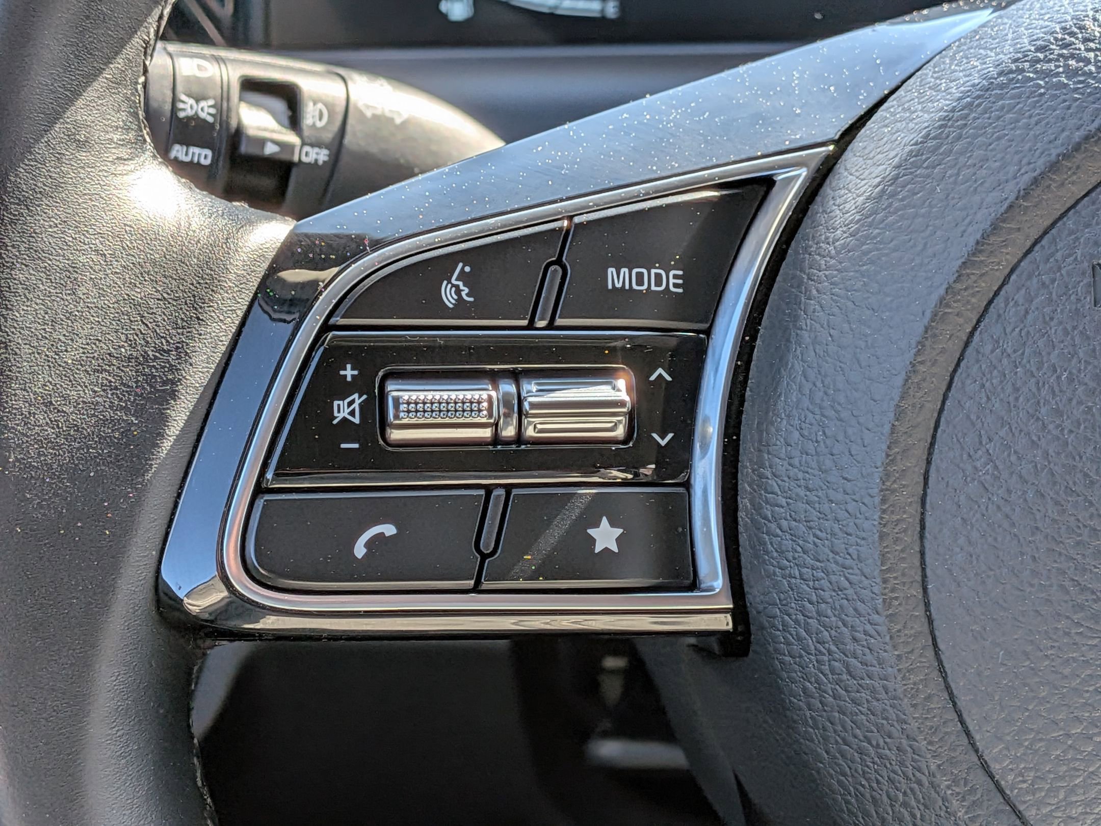 Used 2025 Kia Seltos S FWD image 18