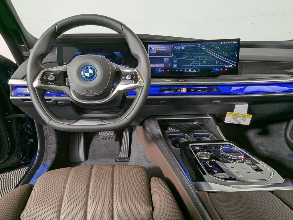 New 2026 BMW i7 xDrive60 AWD/4WD image 19