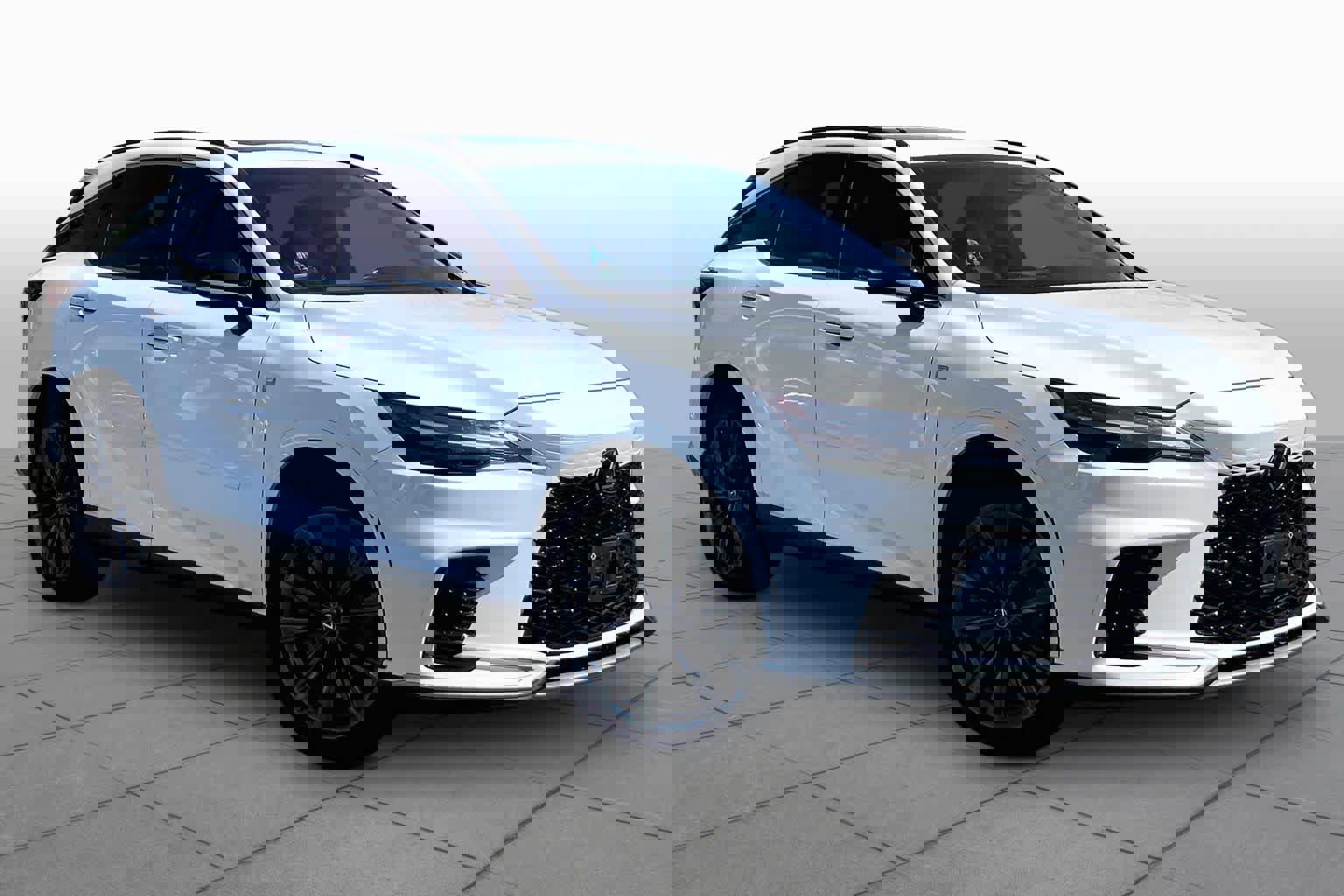 Used 2024 Lexus RX 350 F Sport w/ Technology Package image 3