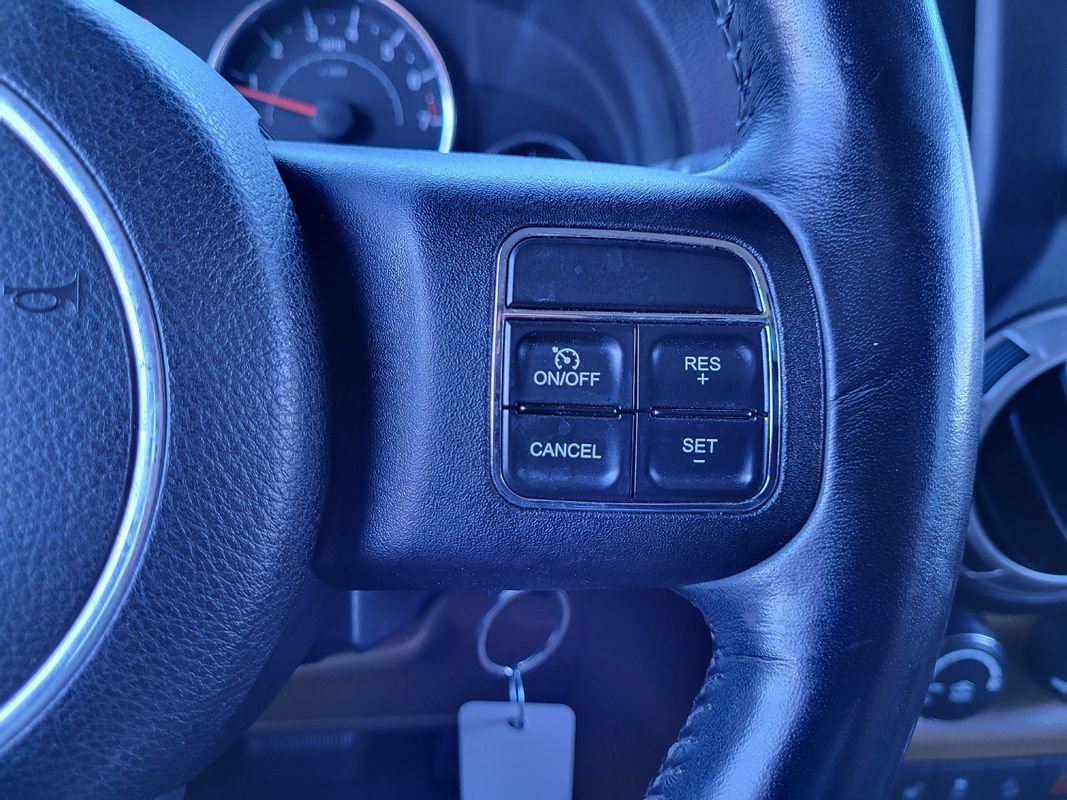 Used 2012 Jeep Wrangler Unlimited Sahara w/ Dual Top Group image 28