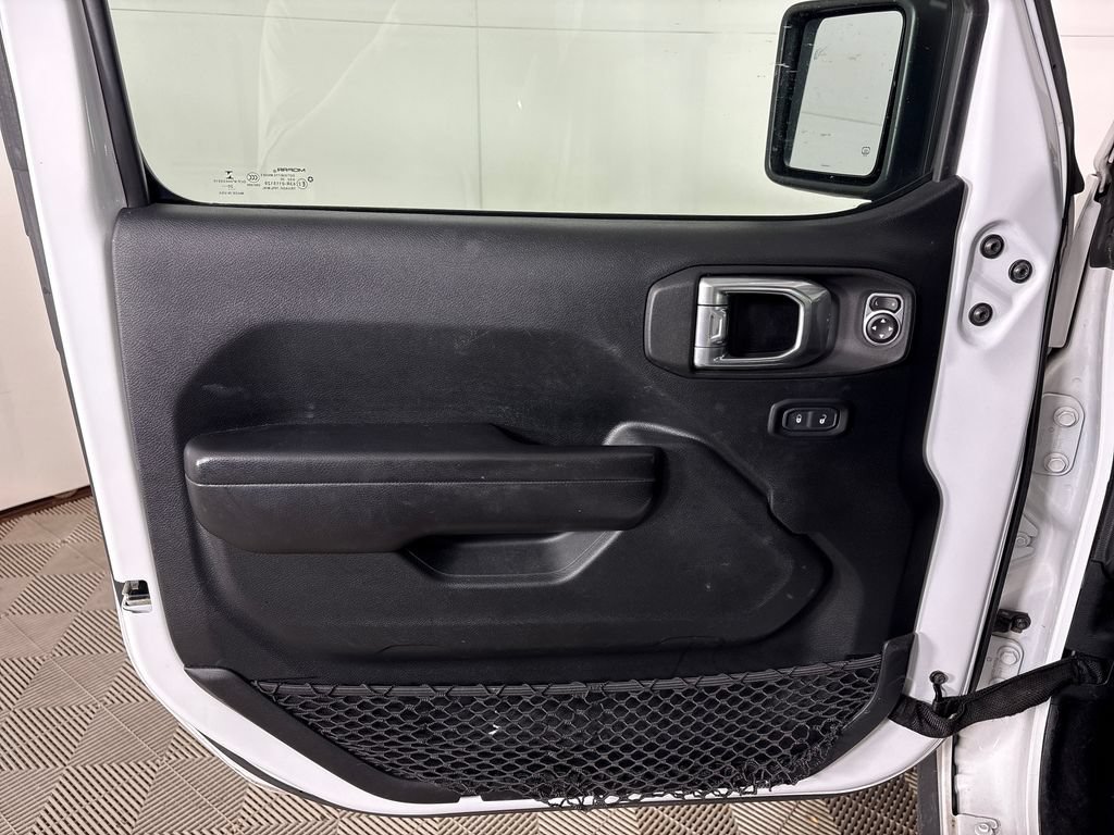 Used 2021 Jeep Wrangler Unlimited Sport AWD/4WD image 16