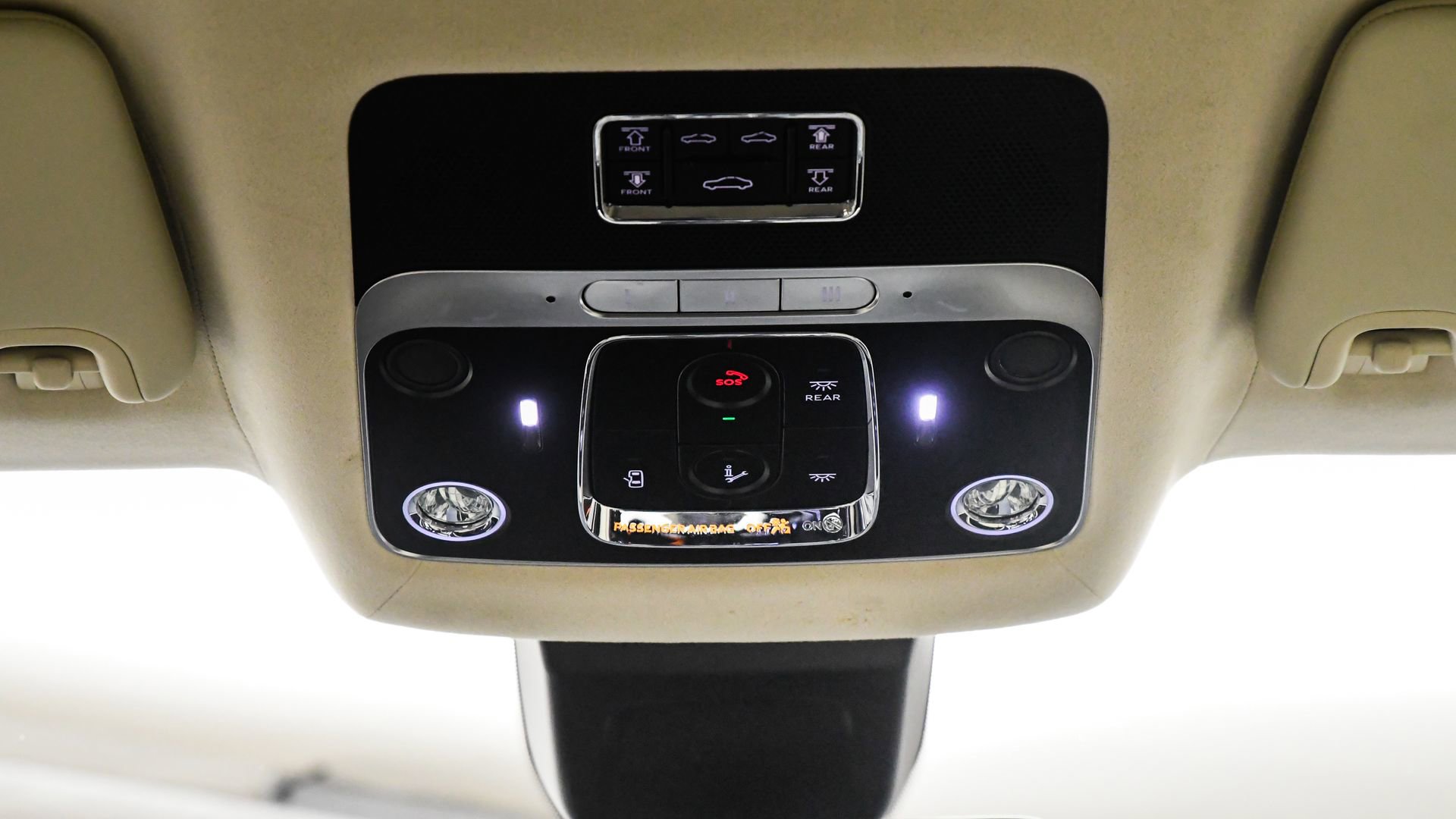 Certified 2024 Bentley Flying Spur Mulliner image 40