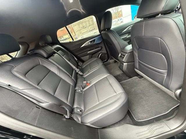 New 2026 Chevrolet Equinox EV LT w/ Convenience Package II AWD/4WD image 18