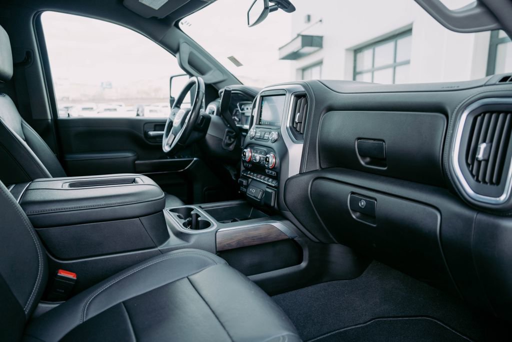 Used 2021 GMC Sierra 2500 SLT w/ SLT Convenience Package image 23