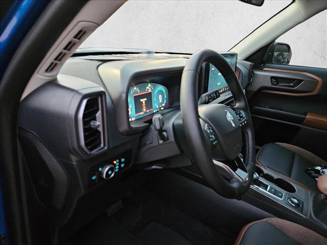 New 2025 Ford Bronco Sport Outer Banks image 3