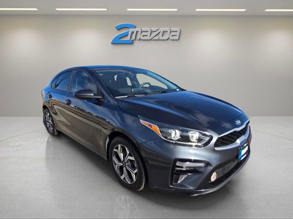 Used 2021 Kia Forte LXS image 7