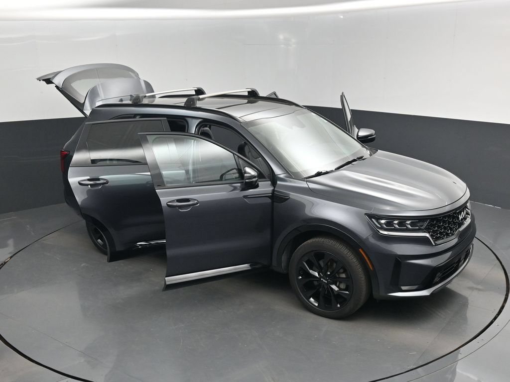 Used 2022 Kia Sorento SX AWD/4WD image 19