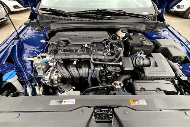 New 2026 Hyundai Elantra Limited image 11