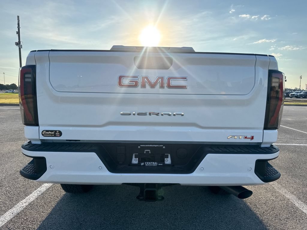 New 2026 GMC Sierra 2500 AT4 w/ AT4 Premium Plus Package AWD/4WD image 5