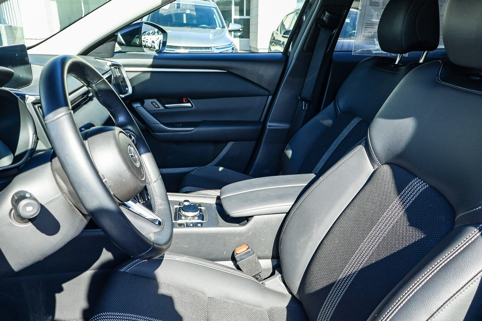Used 2025 MAZDA CX-50 AWD 2.5 S w/ Preferred Package image 13