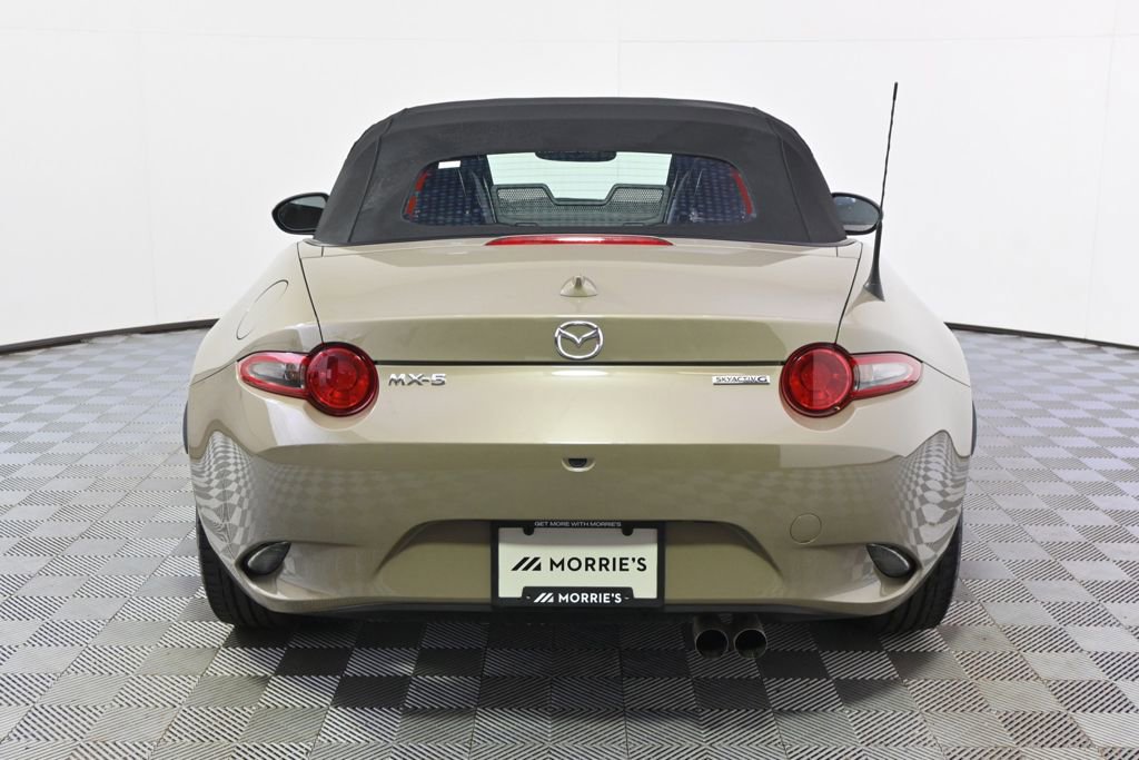 Used 2023 MAZDA MX-5 Miata Grand Touring RWD image 5