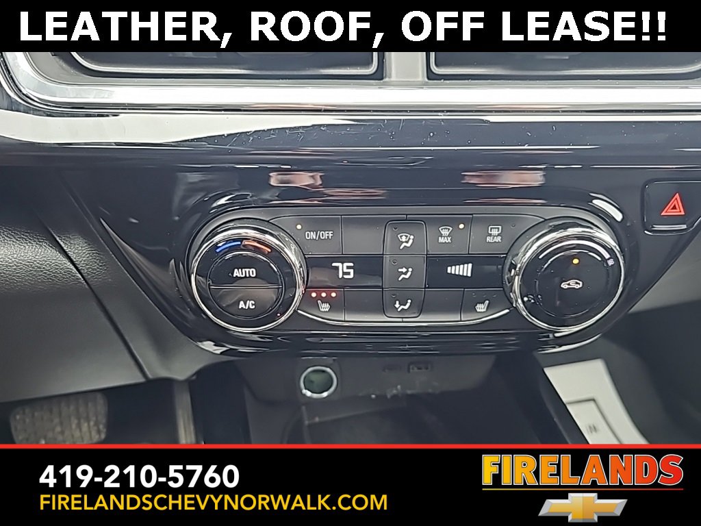 Certified 2025 Chevrolet Trax RS w/ Sunroof Package image 32