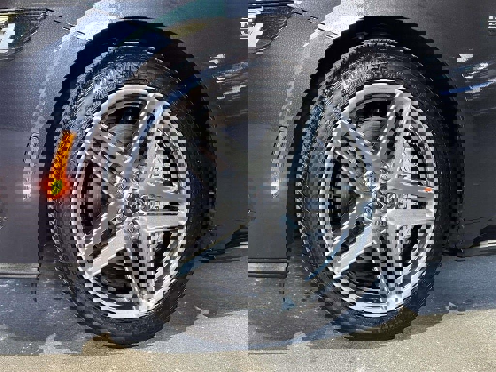 Used 2024 Ford Mustang GT Premium image 9