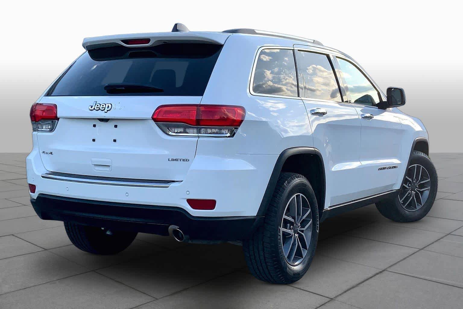 Used 2019 Jeep Grand Cherokee Limited AWD/4WD image 13