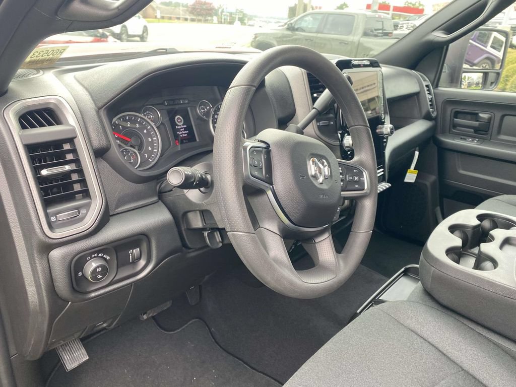 New 2026 RAM 2500 Tradesman AWD/4WD image 18
