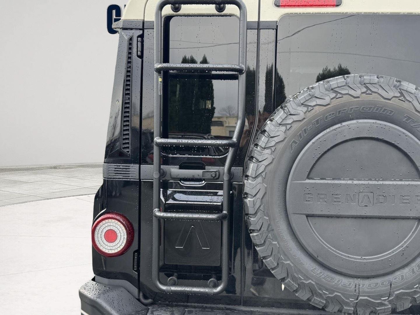 New 2025 INEOS Grenadier Station Wagon AWD/4WD image 48