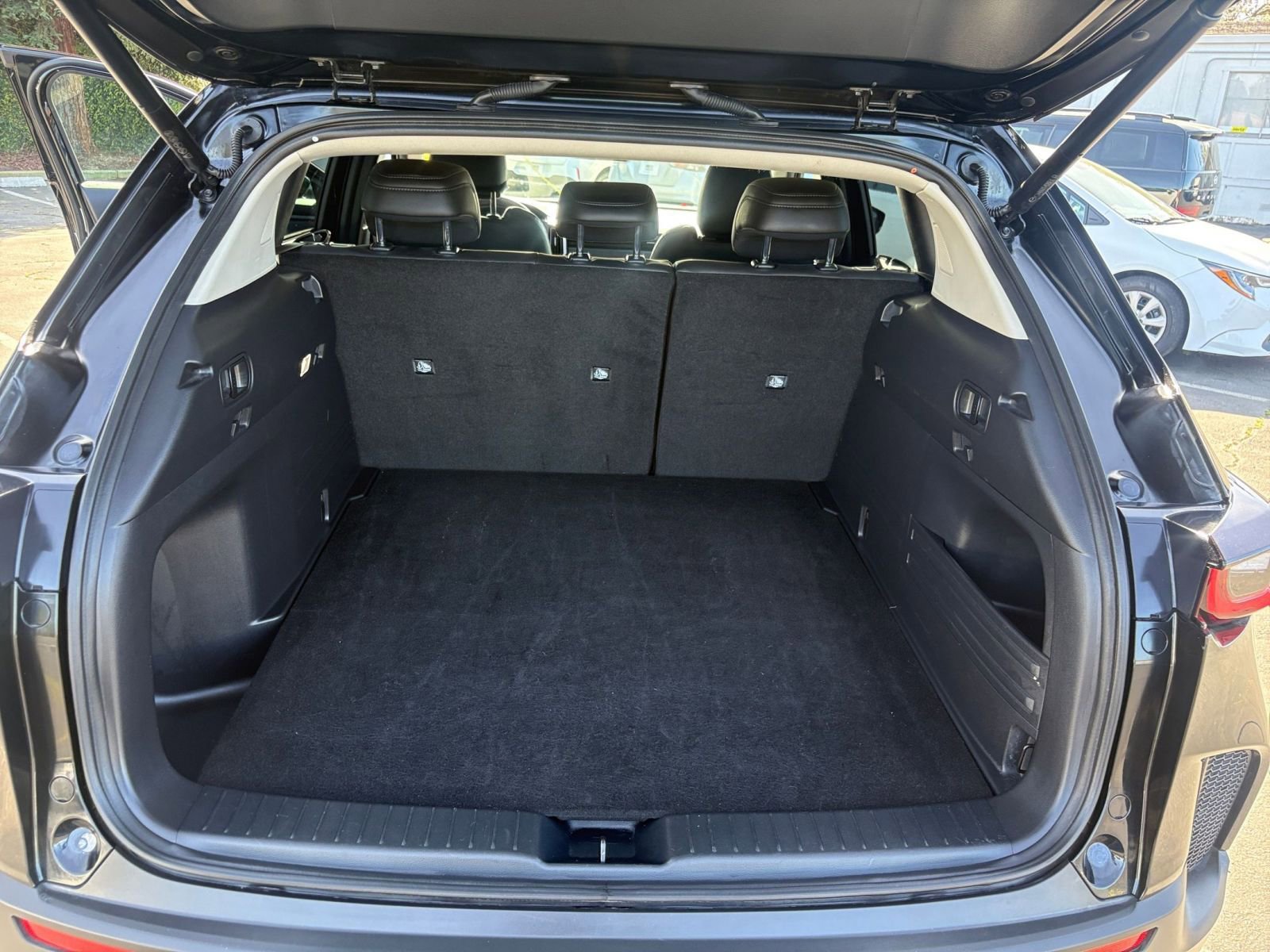 Used 2025 MAZDA CX-50 2.5 Hybrid w/ Premium Plus Pkg image 34