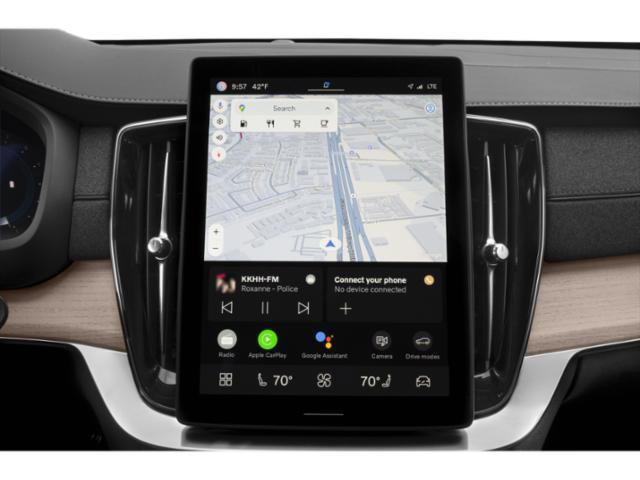 Used 2025 Volvo XC90 B6 Plus image 15