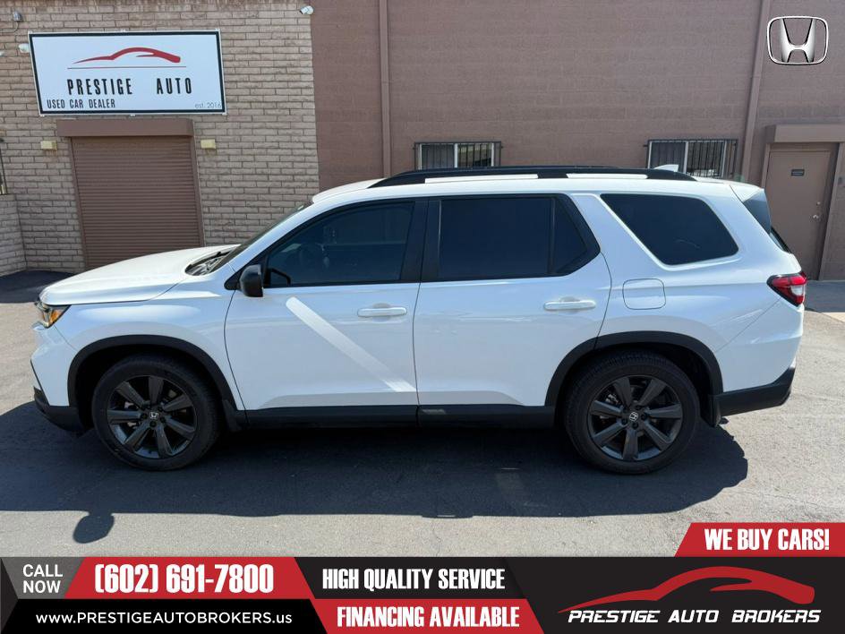 Used 2023 Honda Pilot Sport image 5