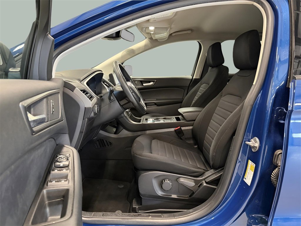 Certified 2021 Ford Edge SE w/ Cargo Accessory Package image 19