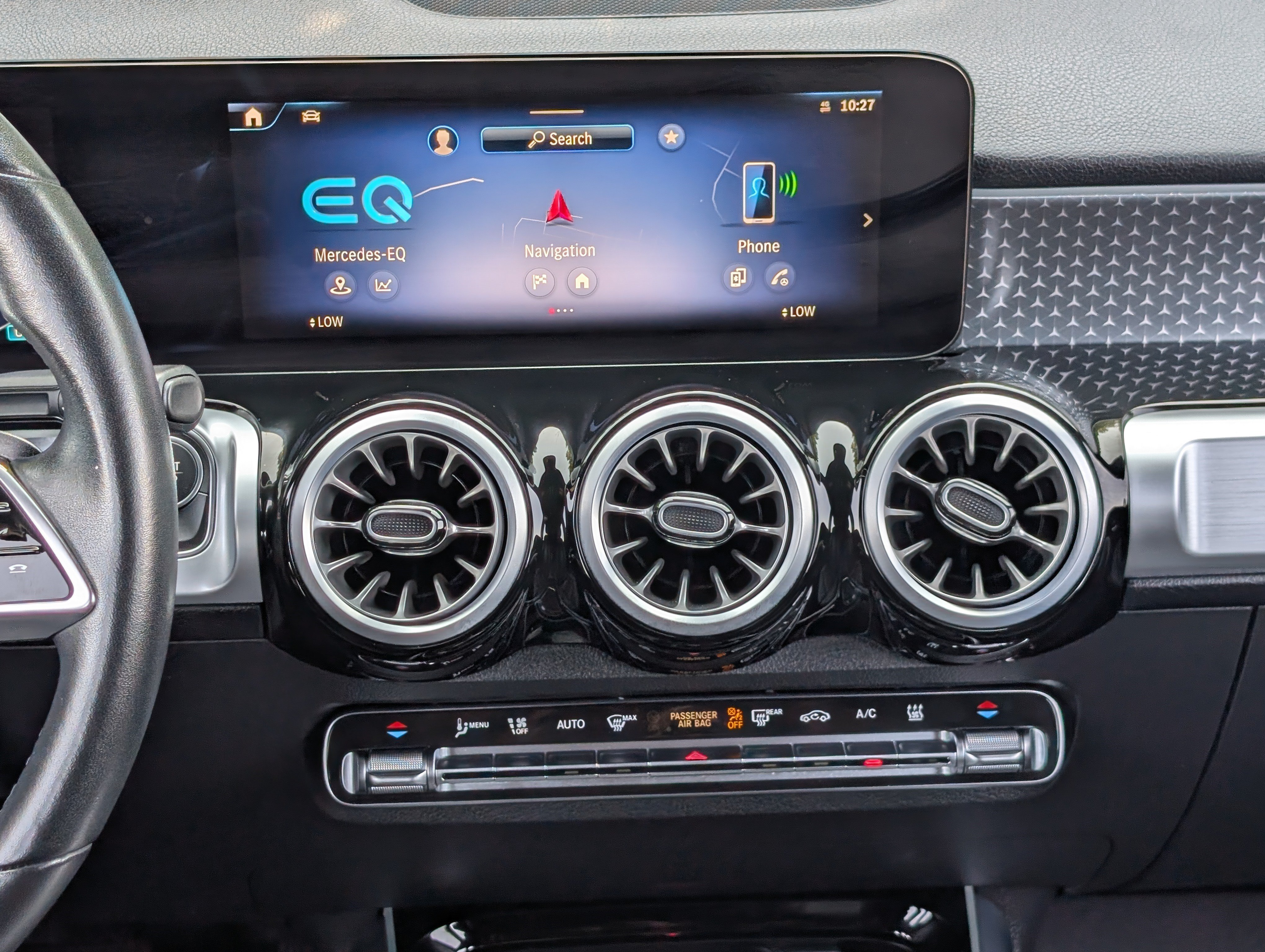 Used 2024 Mercedes-Benz EQB 250+ image 25