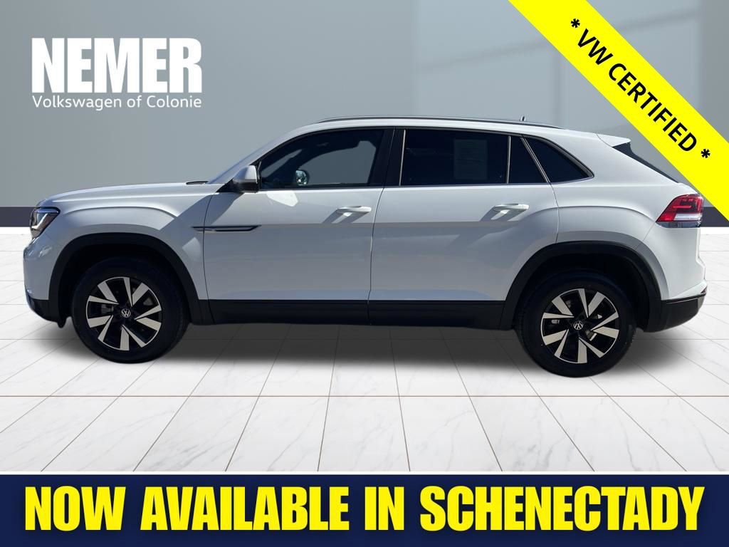 Used 2023 Volkswagen Atlas Cross Sport SE AWD/4WD image 2