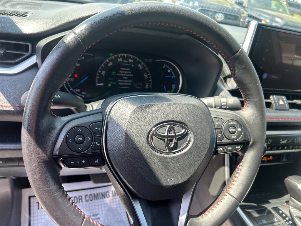 Used 2025 Toyota RAV4 SE AWD/4WD image 24
