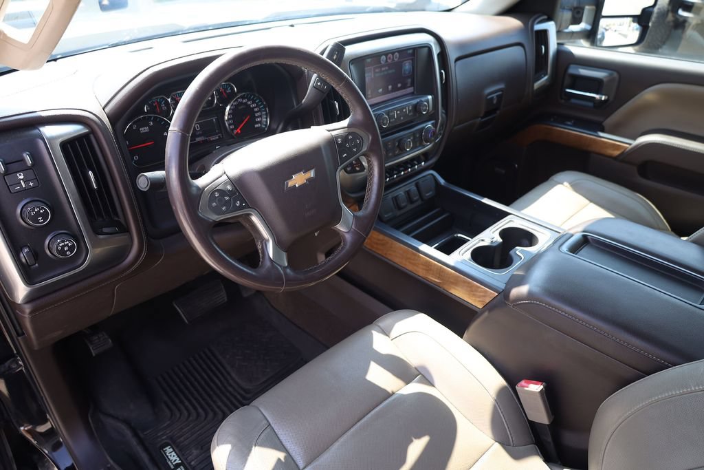 Used 2015 Chevrolet Silverado 3500 LTZ AWD/4WD image 12