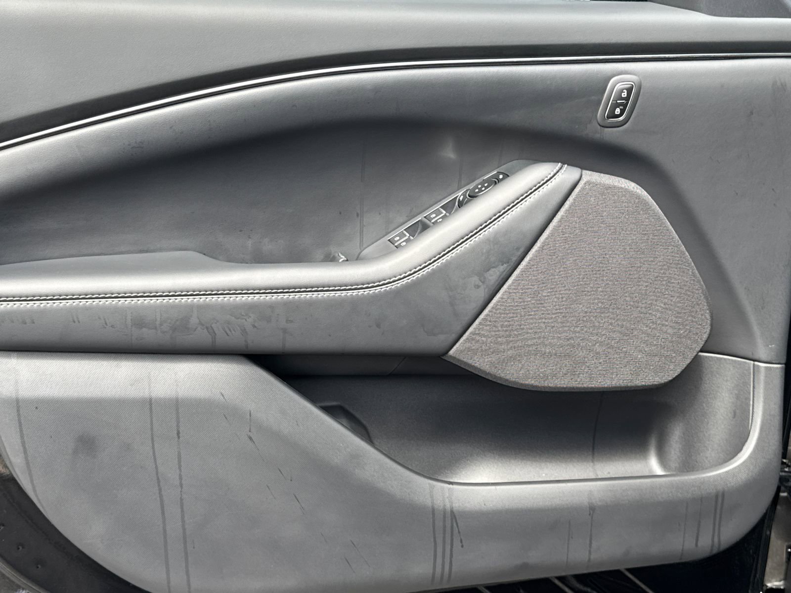 New 2026 Ford Mustang Mach-E Select RWD image 11