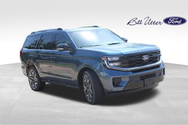 Used 2027 Ford Expedition Platinum w/ Platinum Ultimate Package AWD/4WD image 3