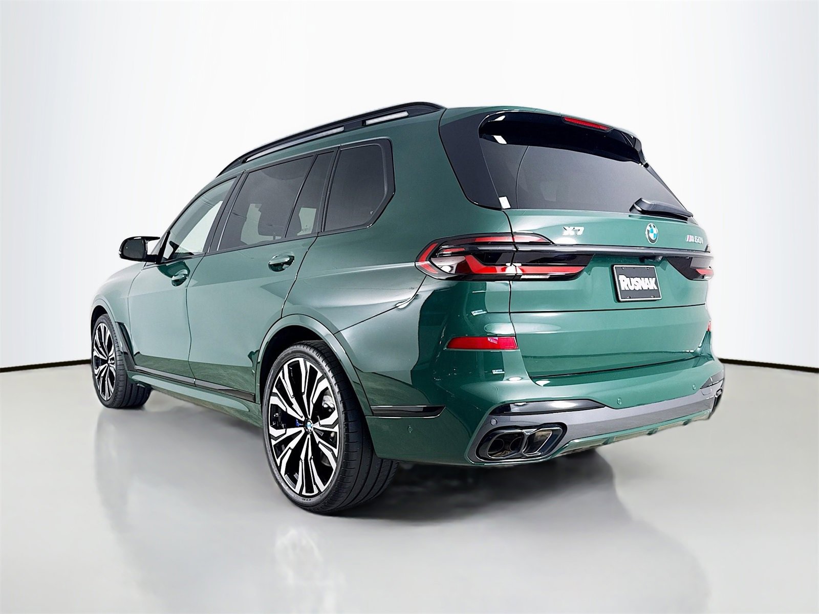 Used 2025 BMW X7 M60i image 5