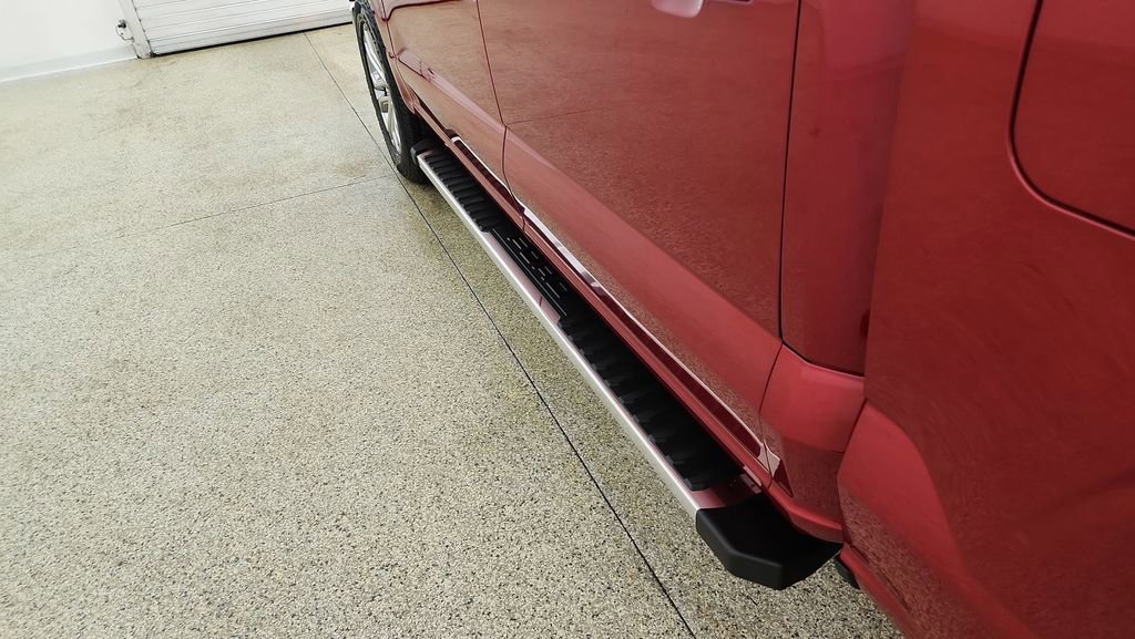 New 2024 Ford F150 XLT w/ Equipment Group 302A MID image 27