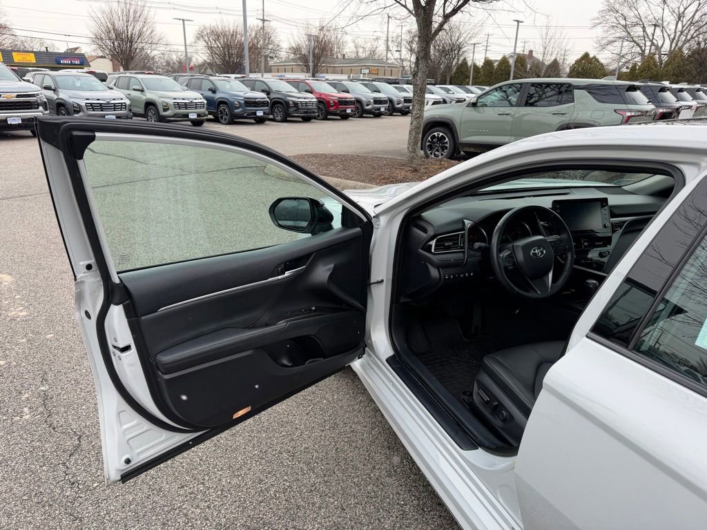 Used 2024 Toyota Camry XSE w/ Cold Weather Package image 10