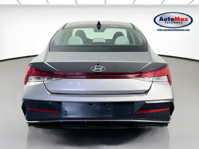 Used 2024 Hyundai Elantra Limited FWD image 8