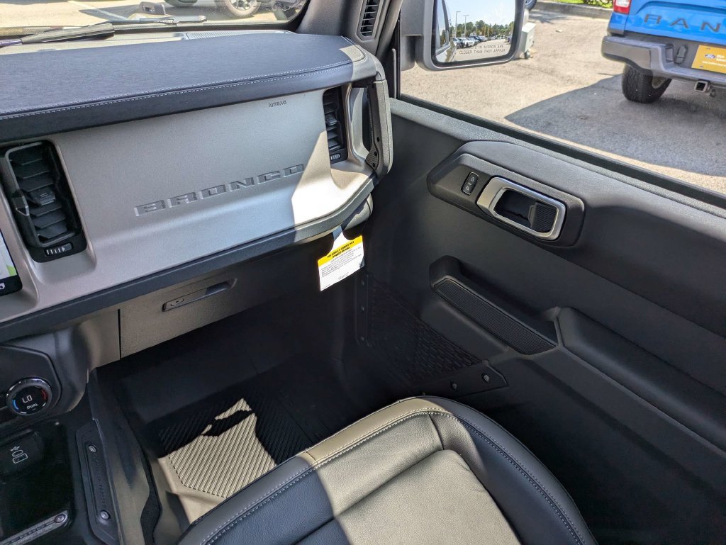 New 2026 Ford Bronco Outer Banks AWD/4WD image 17